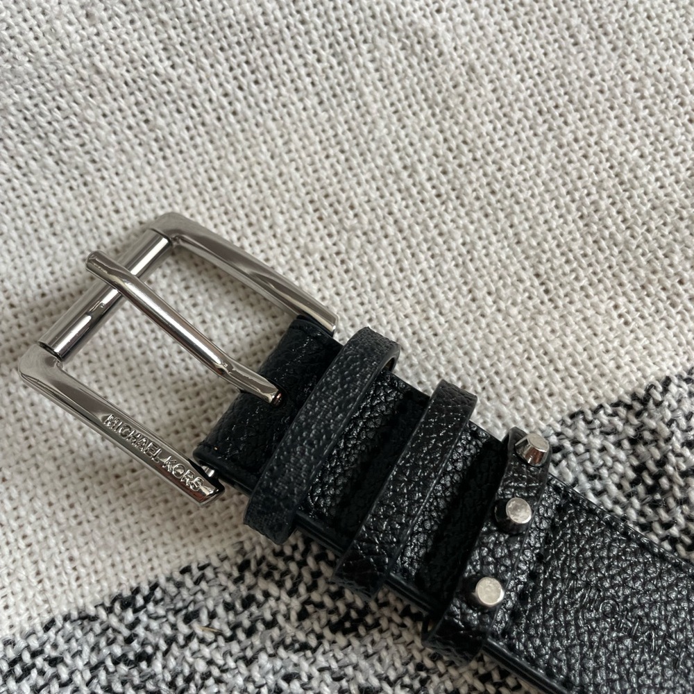 Michale Kors belt size M